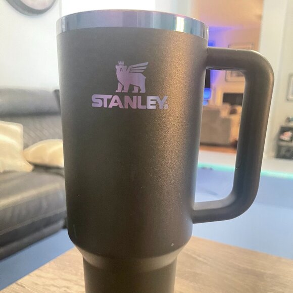 40 oz Stanley Tumbler (Black/Iridescent) - Picture 1 of 5